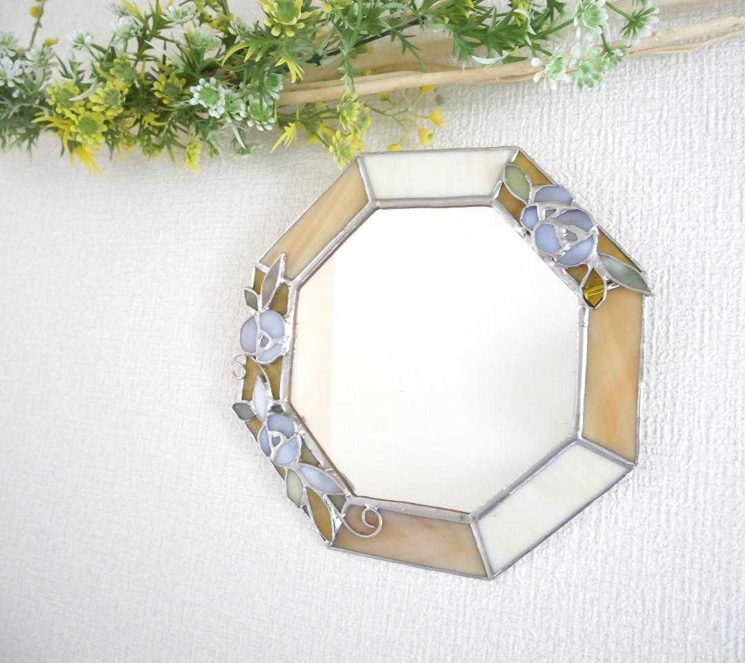 *✴︎:.。ベージュの白い小花の八角形鏡♪　（size20㎝/Max21㎝）