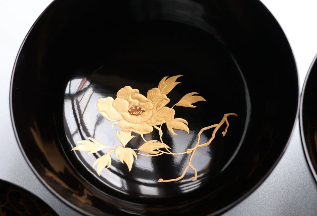 【CM433】天然木漆塗 獅子牡丹唐草金蒔絵 黒塗椀 三客 / (検) 輪島加賀