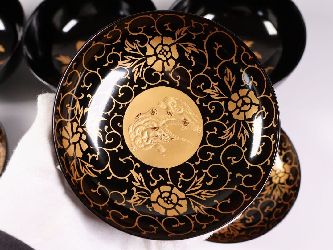 【CM433】天然木漆塗 獅子牡丹唐草金蒔絵 黒塗椀 三客 / (検) 輪島加賀