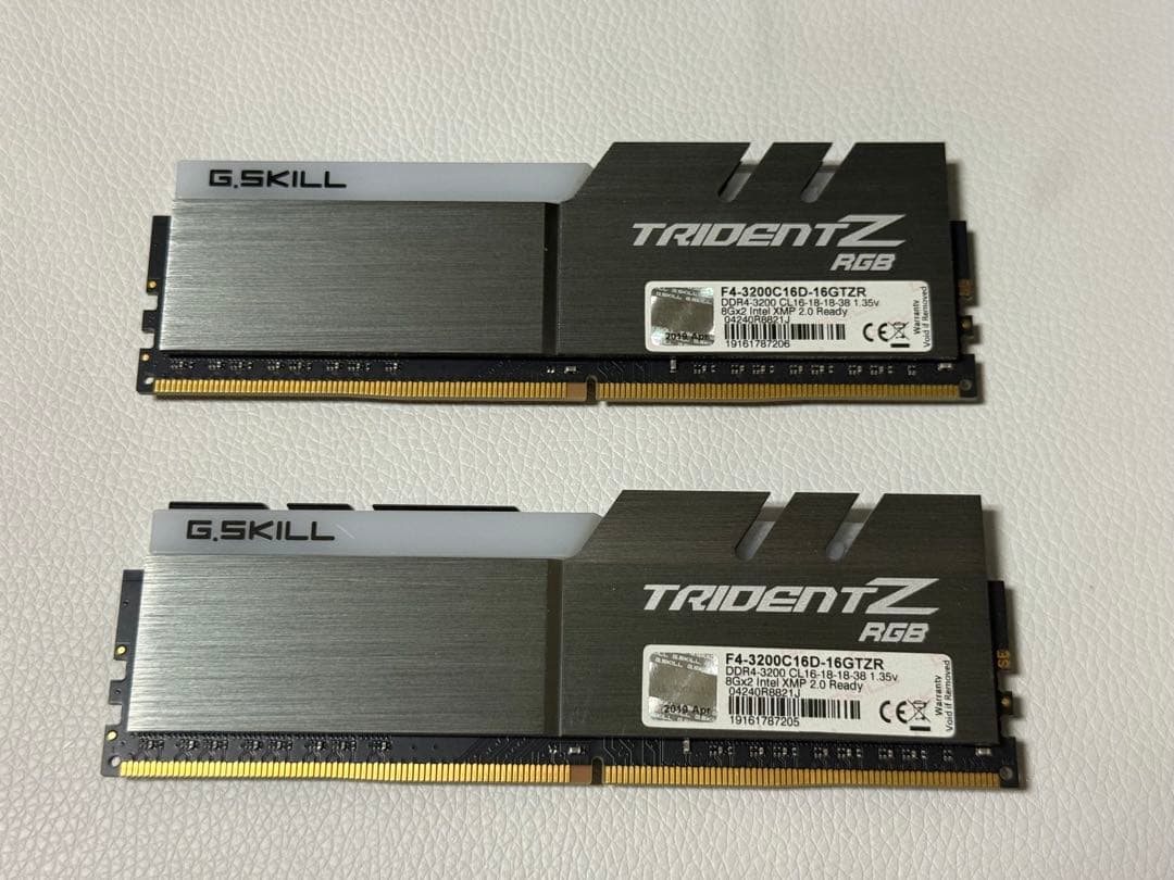 G.SKILL TRIDENT Z RGB DDR4 メモリー 8GB x2