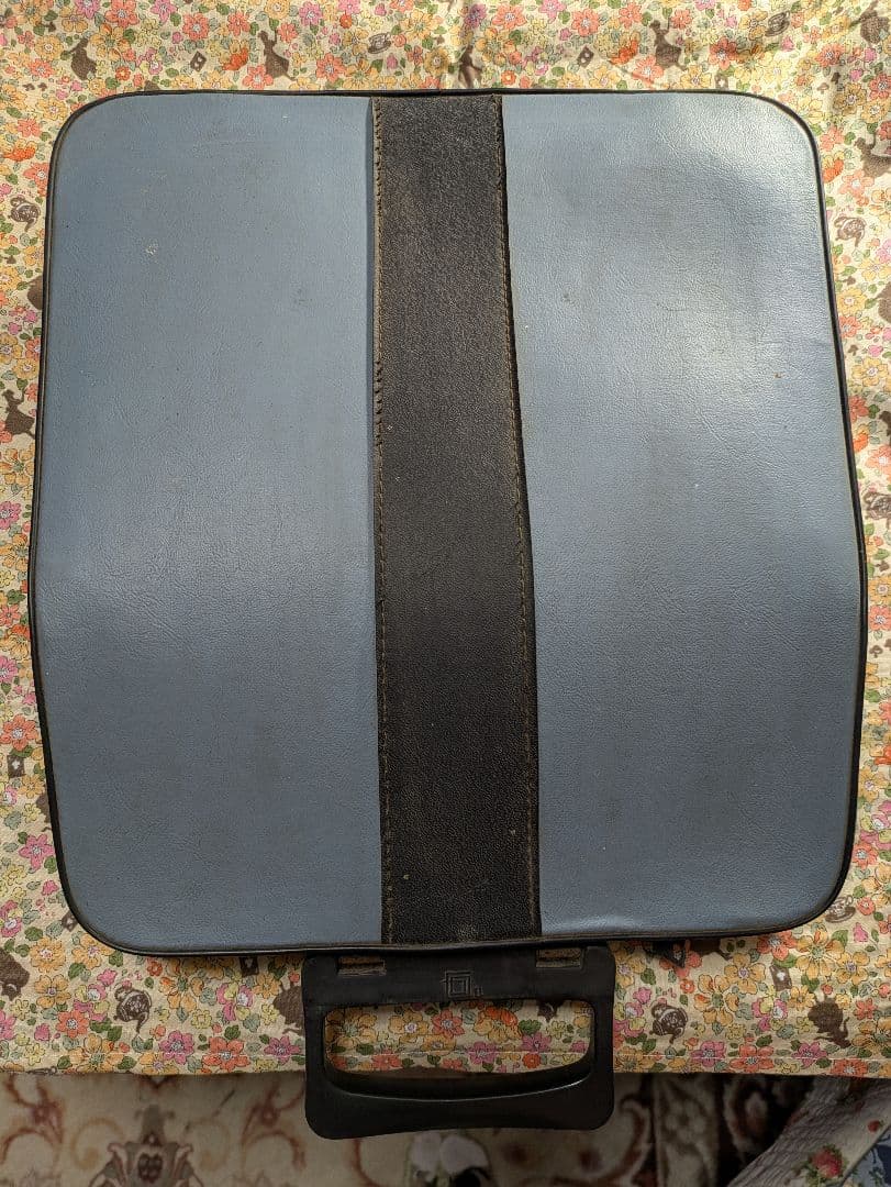 Olivetti Lettera 32 タイプライター