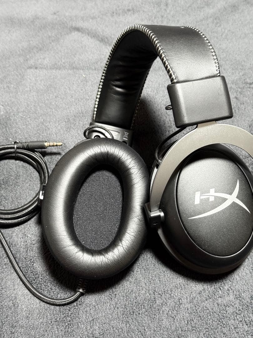 Kingston HyperX Cloud II ゲーミングヘッドセット