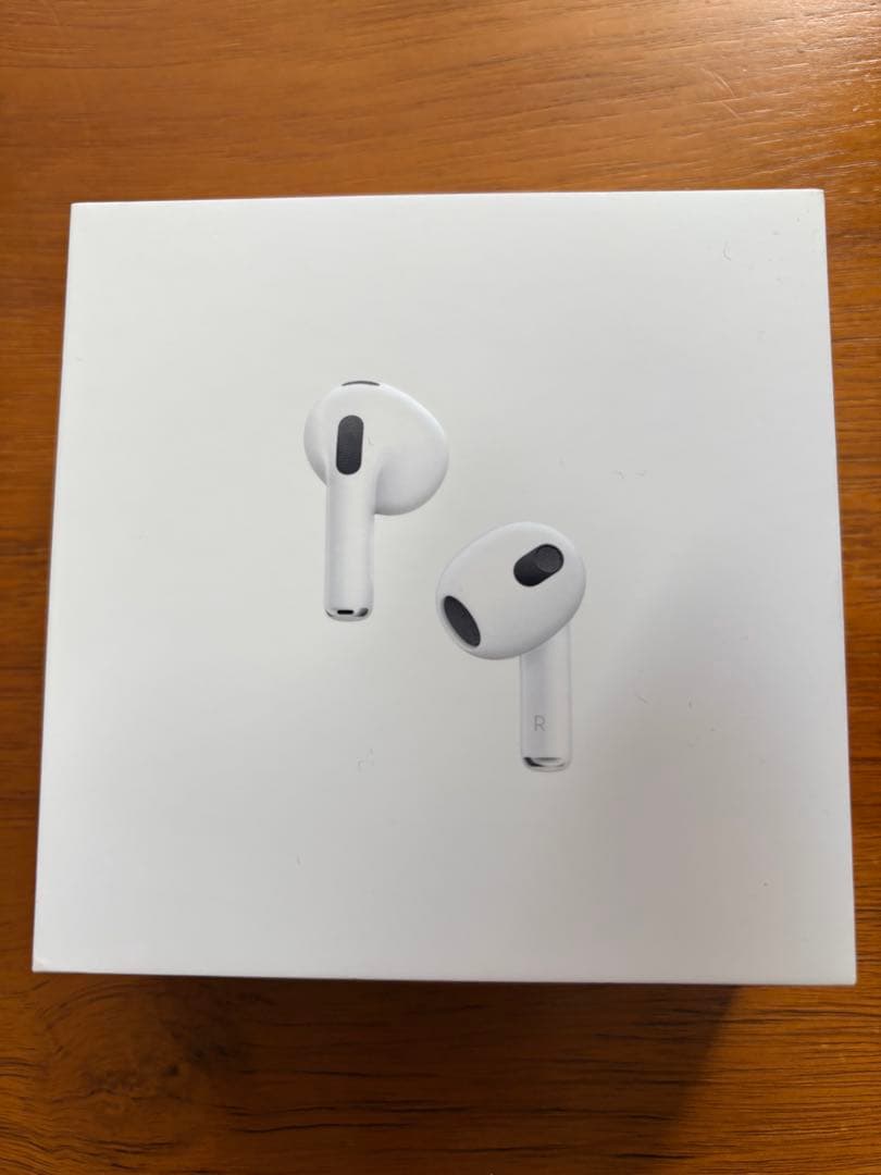 AirPods (第3世代) ホワイト 電源ケース付き