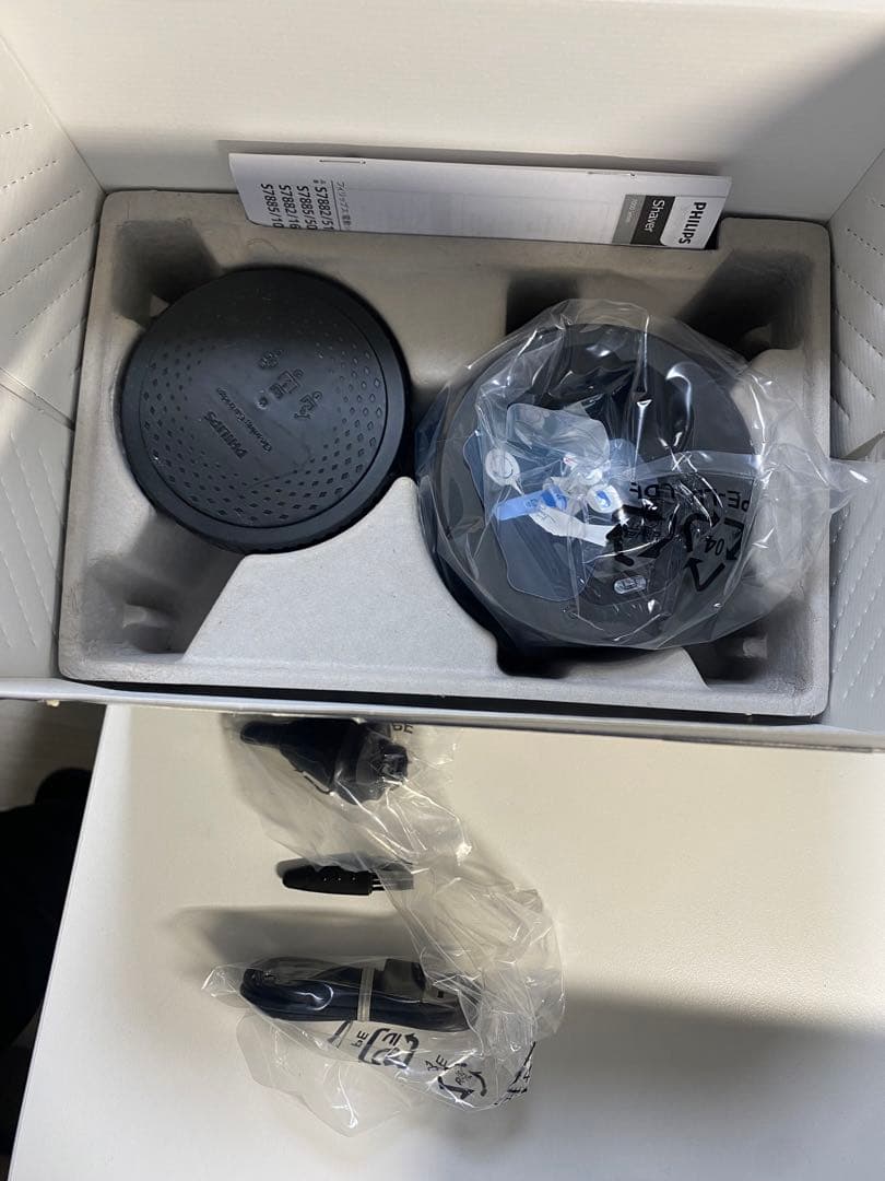 PHILIPS メンズ電気シェーバー 7000 Series S7882/51