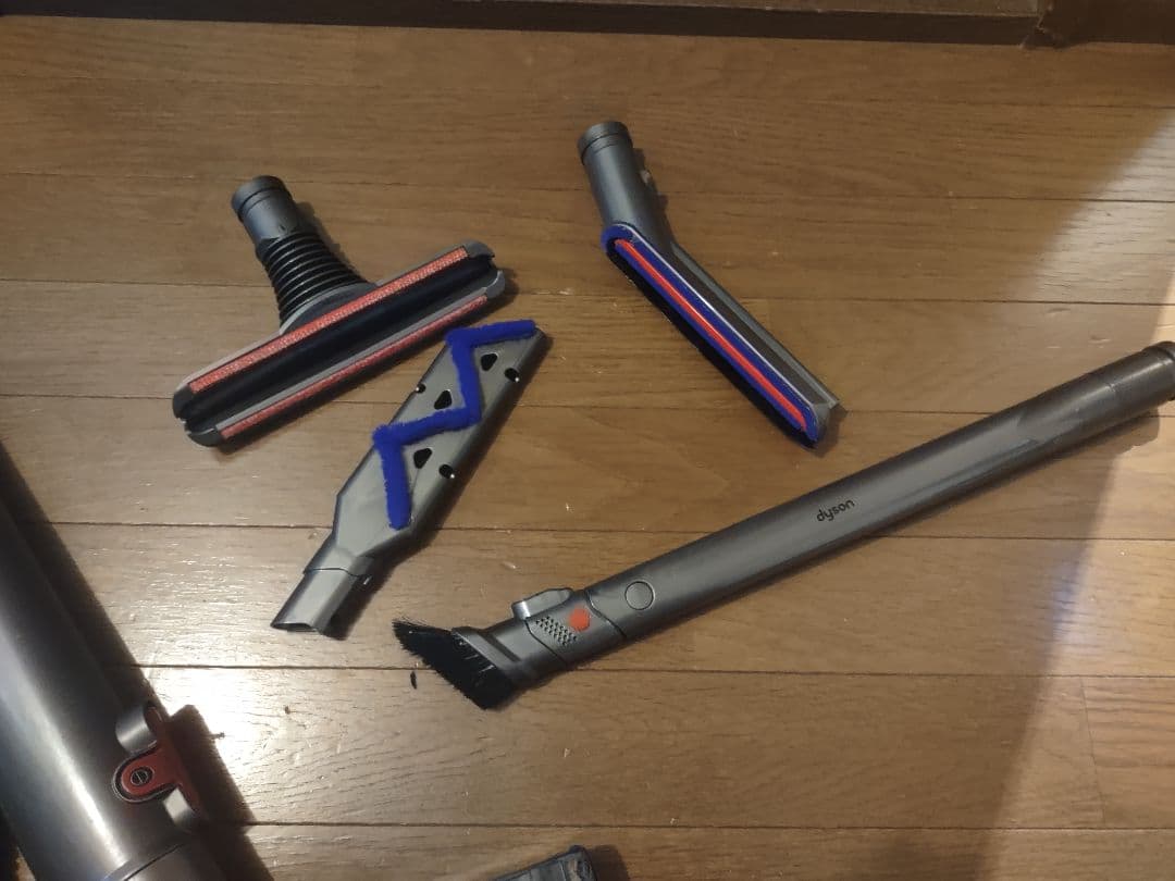 こ*と様 Dysonダイソン キャニスター掃除機 本体