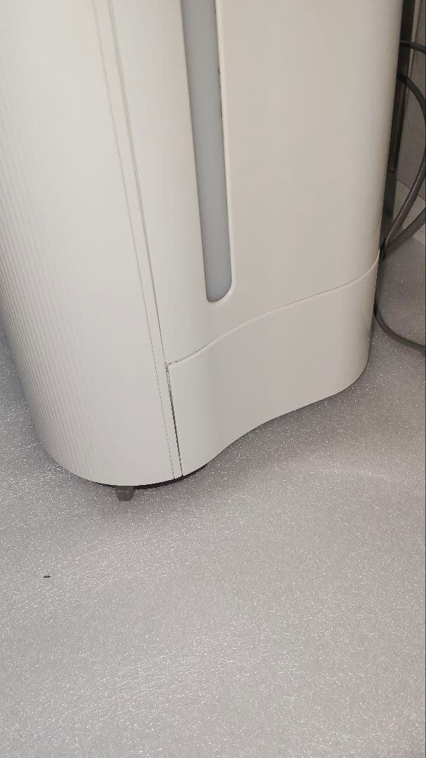 SHARP シャープ　加湿空気清浄機 KC-F70-W 空気清浄機 加湿器