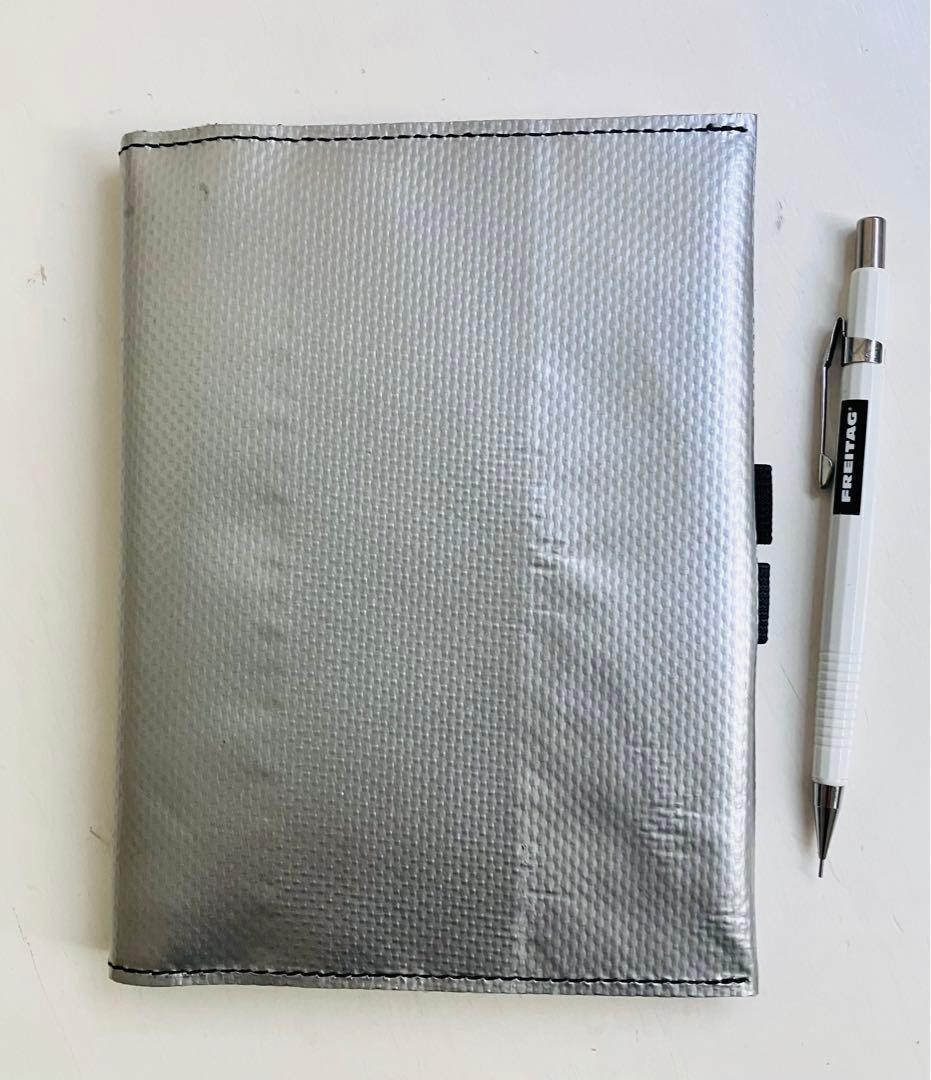FREITAG ノートブック A5サイズ シルバー