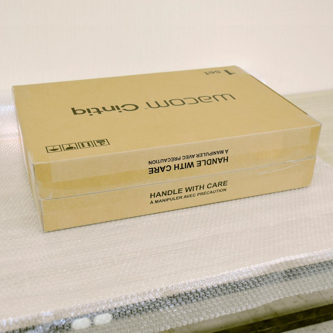 Wacom Cintiq 24（2025年版）☆新品未開封☆おまけ付☆