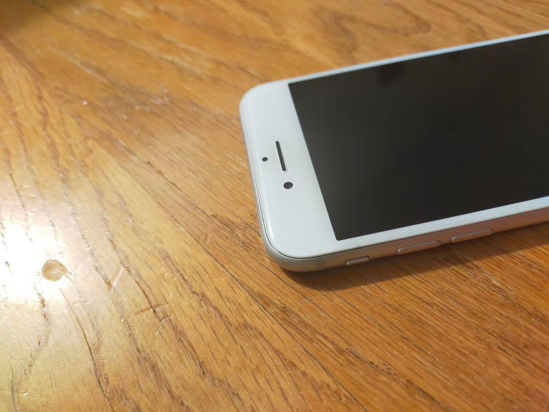 iPhone8 64GB 本体 バッテリー100%