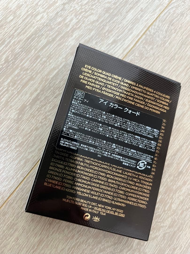 TOM FORD アイ カラー クォード