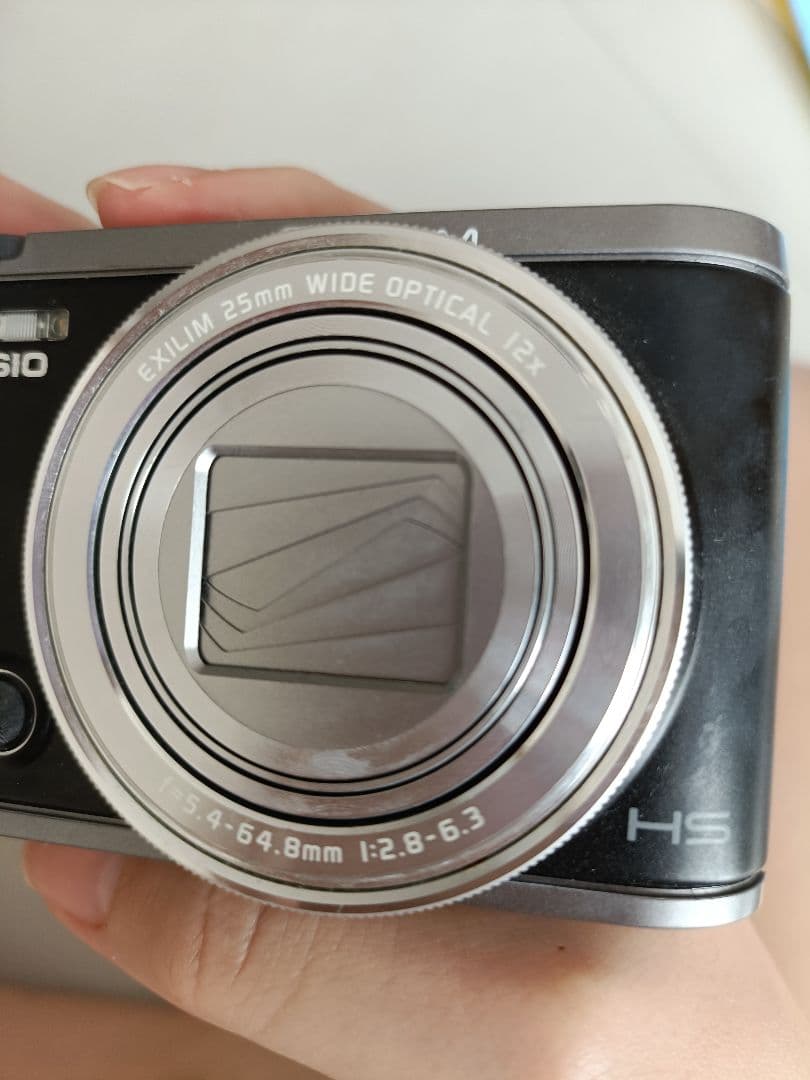 CASIO EXILIM コンパクトデジタルカメラ　EX-ZR3100