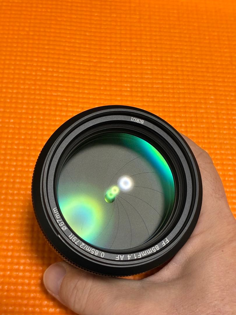 Sirui Aurora 85mm F1.4 ソニーEマウント　フィルター付き