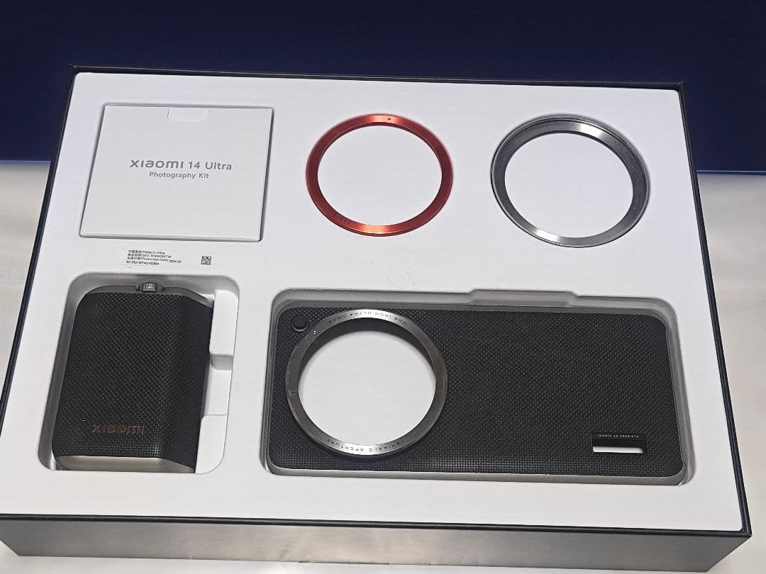 スマートフォン本体 Xiaomi 14 Ultra 16/512GB Photography Kit