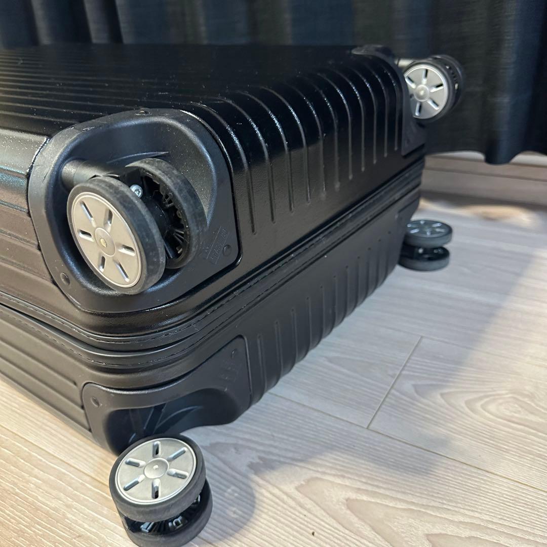 【美品】RIMOWAリモワ サルサ キャリーケース ブラック 4輪 82L