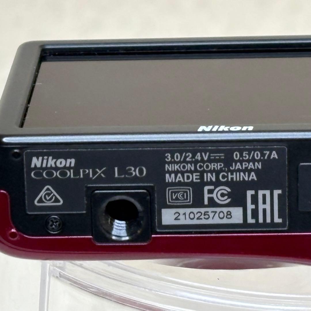 美品　Nikon COOLPIX L30 レッド　単三電池　コンデジ　動作品
