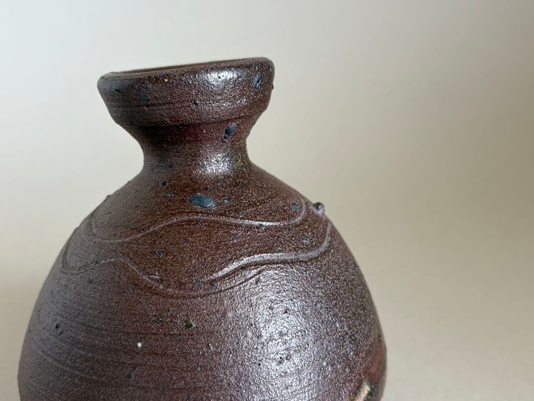 中川伊作 知花焼 南蛮 花生け 沖縄 壺屋焼 知花焼 やちむん 花瓶 焼き締め