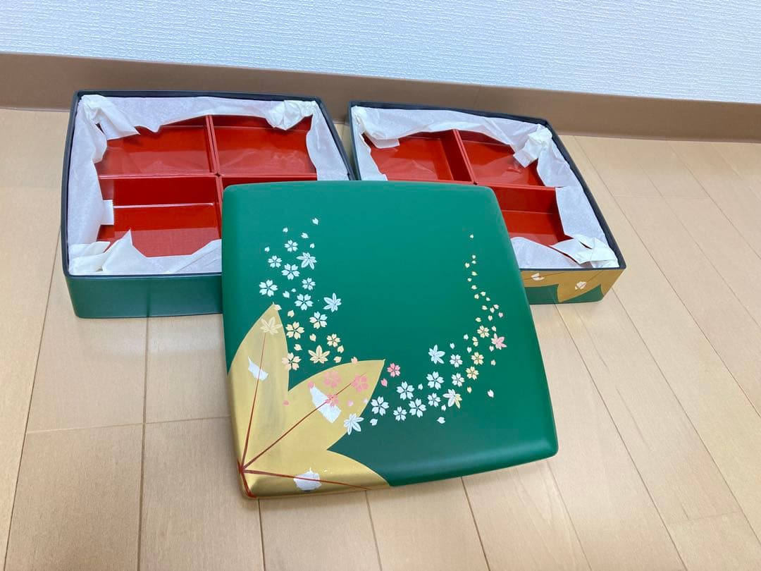 【気まぐれ価格‼️新品未使用品‼️】重箱 二段 緑色 友禅