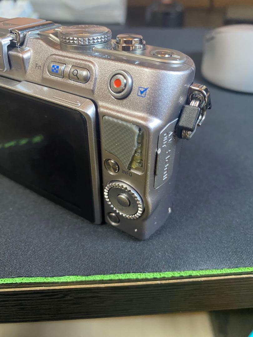 【美品】OLYMPAS PEN Lite E-PL3