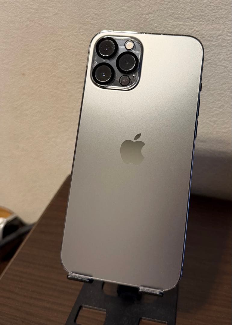 アメリカ版シャッター音なし　Apple iPhone 12 Pro Maxグレー