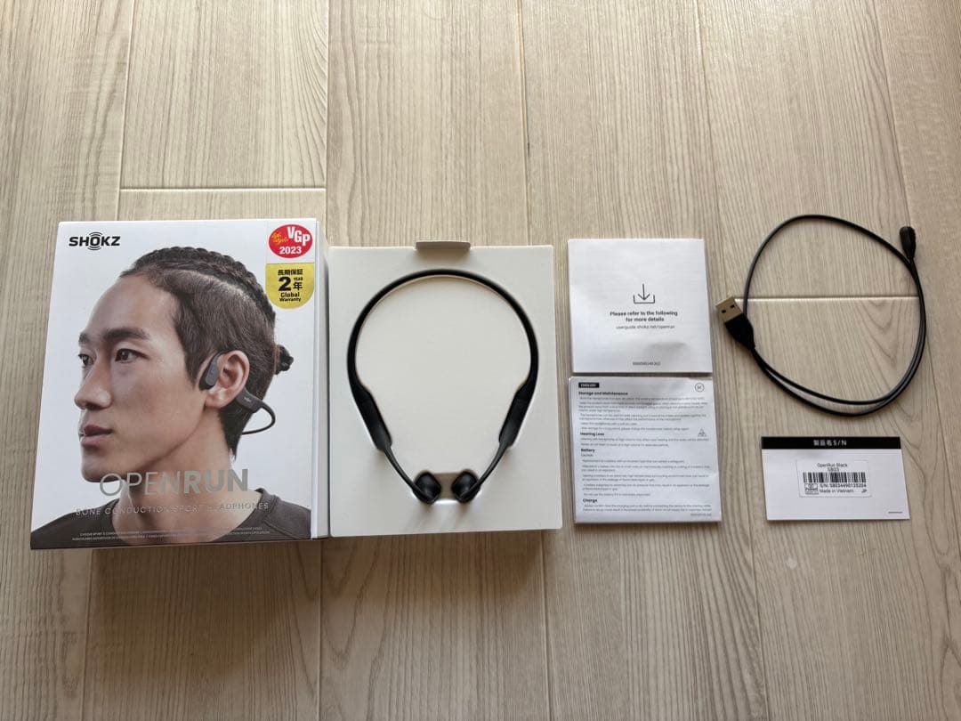 【美品】SHOKZ OPENRUN 骨伝導イヤホン