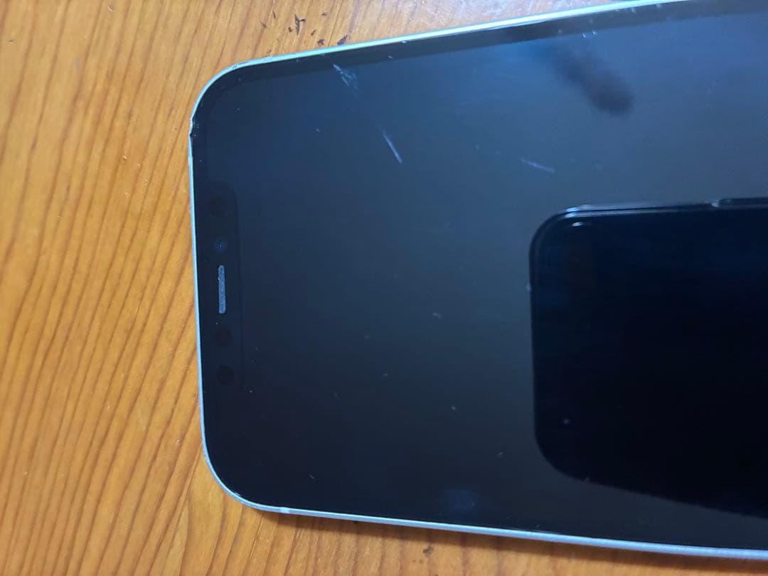 Apple iPhone 12ホワイト 本体　64GB SIMロックなし