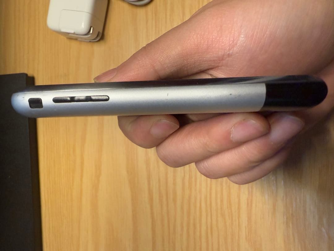 iPhone 2G 4GB IOS1.0 良品 第1世代　日本未発売 アップル