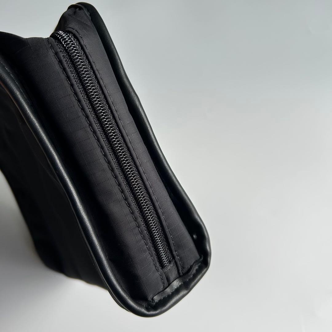 新品未使用✨　レスポートサック　ポーチ　トラベル　軽量　大容量　収納　黒