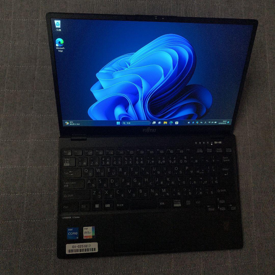 日本製 Fujitsu 良好 12世代 i5 8GB SSD512GB 超軽量