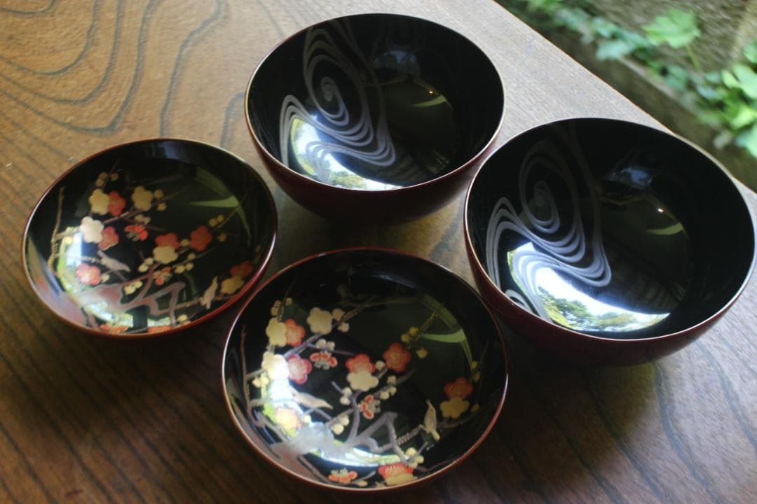 小傷有！時代紅溜塗に優美な紅白梅鶯蒔絵の映えるお椀2点（検輪島塗京塗蒔絵椀