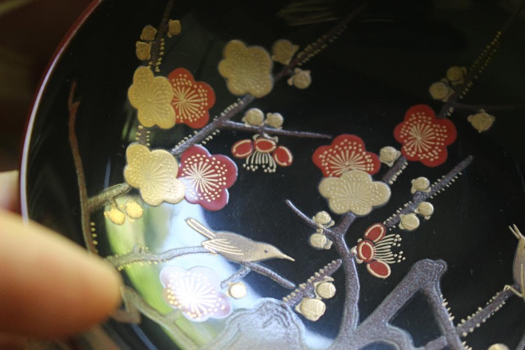 小傷有！時代紅溜塗に優美な紅白梅鶯蒔絵の映えるお椀2点（検輪島塗京塗蒔絵椀