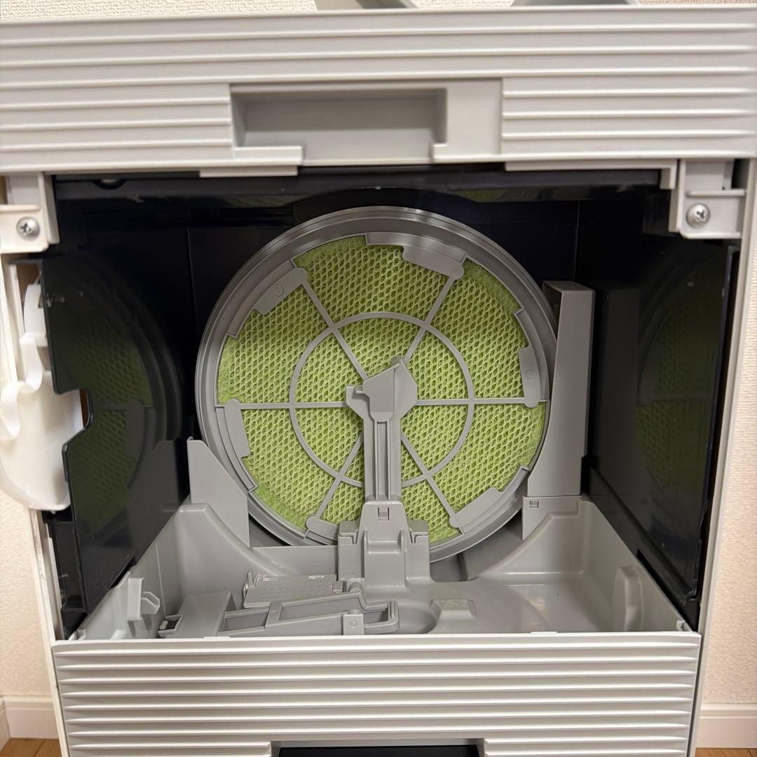 ダイキン ストリーマ加湿空気清浄機 MCK70YKS-W 31畳 花粉対策