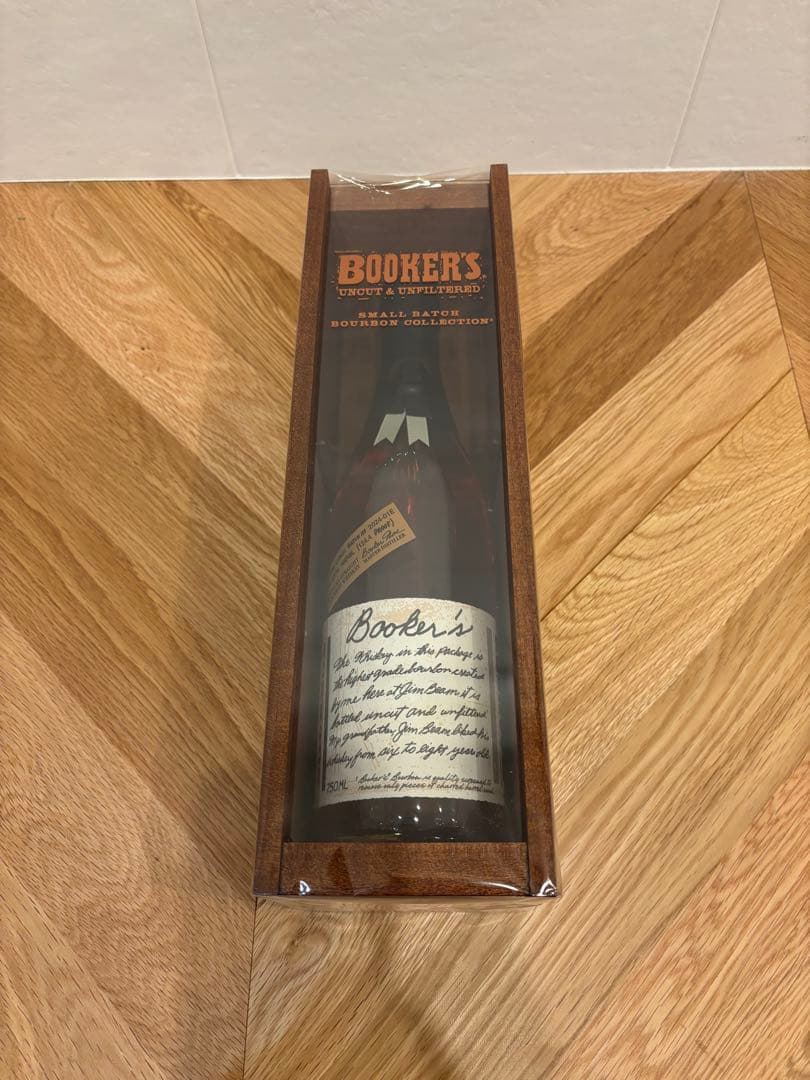 Booker's バーボンウイスキー 2024-01E 木箱入り