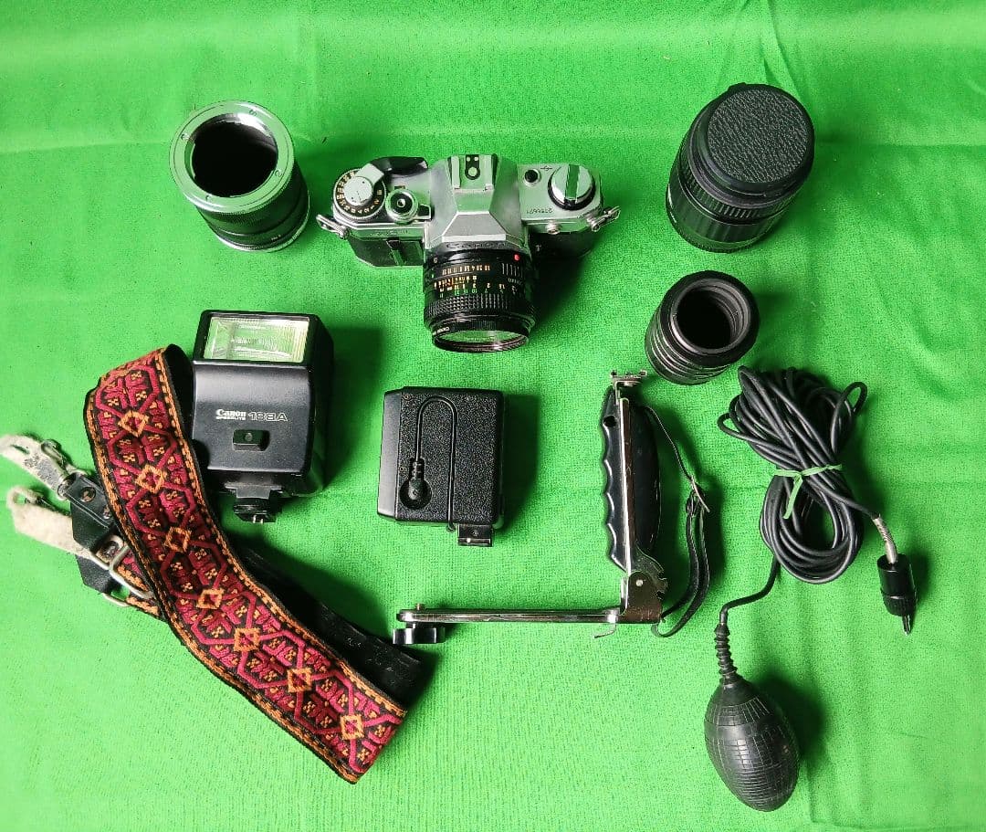 Canon AE-1 フィルム一眼レフカメラセット「ジャンク」