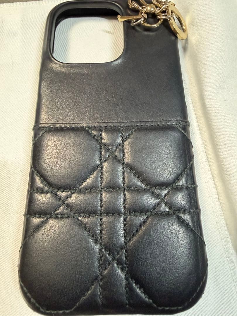 本日限り！ディオール　Lady Dior iPhone 16 Pro ケース