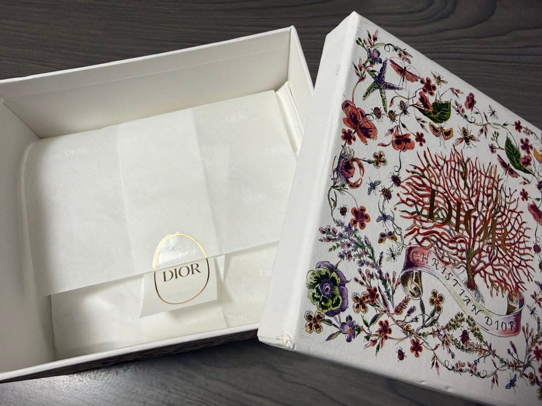 本日限り！ディオール　Lady Dior iPhone 16 Pro ケース