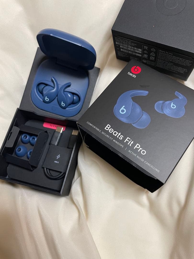 イヤホン Beats Fit Pro