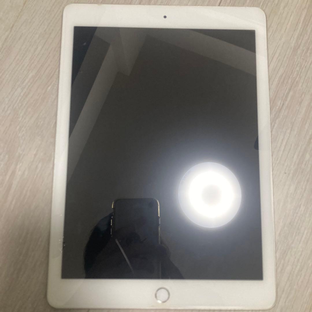 iPad Pro 9.7インチ　128gb シルバー