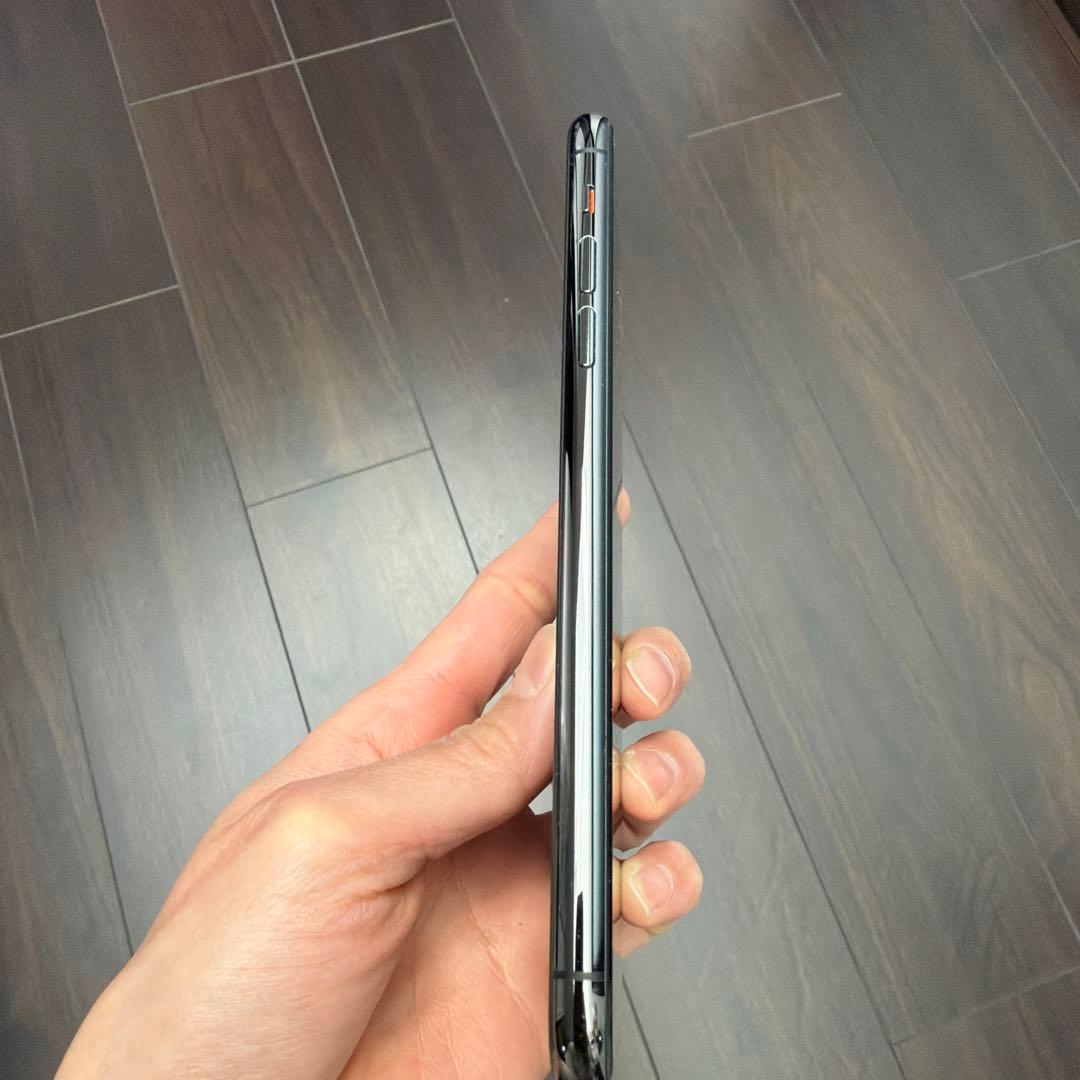 iPhone 11 Pro Max SIMフリー　256G