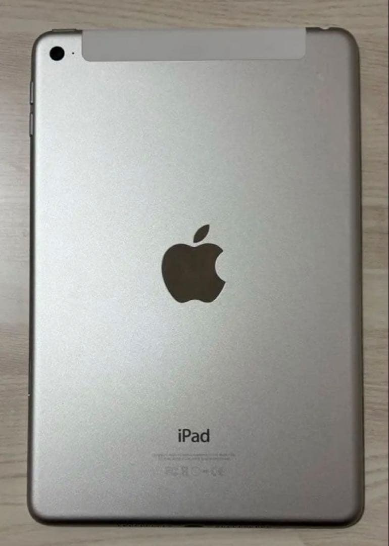 み*屋様 iPad mini4 シルバー 16GB本体