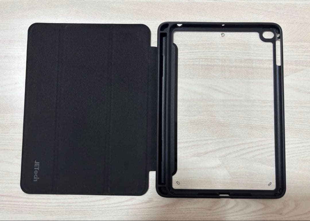 み*屋様 iPad mini4 シルバー 16GB本体