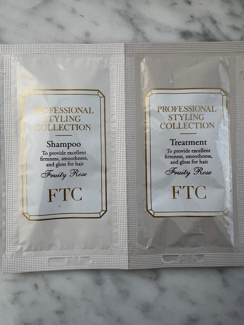 FTC ホワイトモイスチャークレンジング 2個セット　+ヘアバンド他サンプル