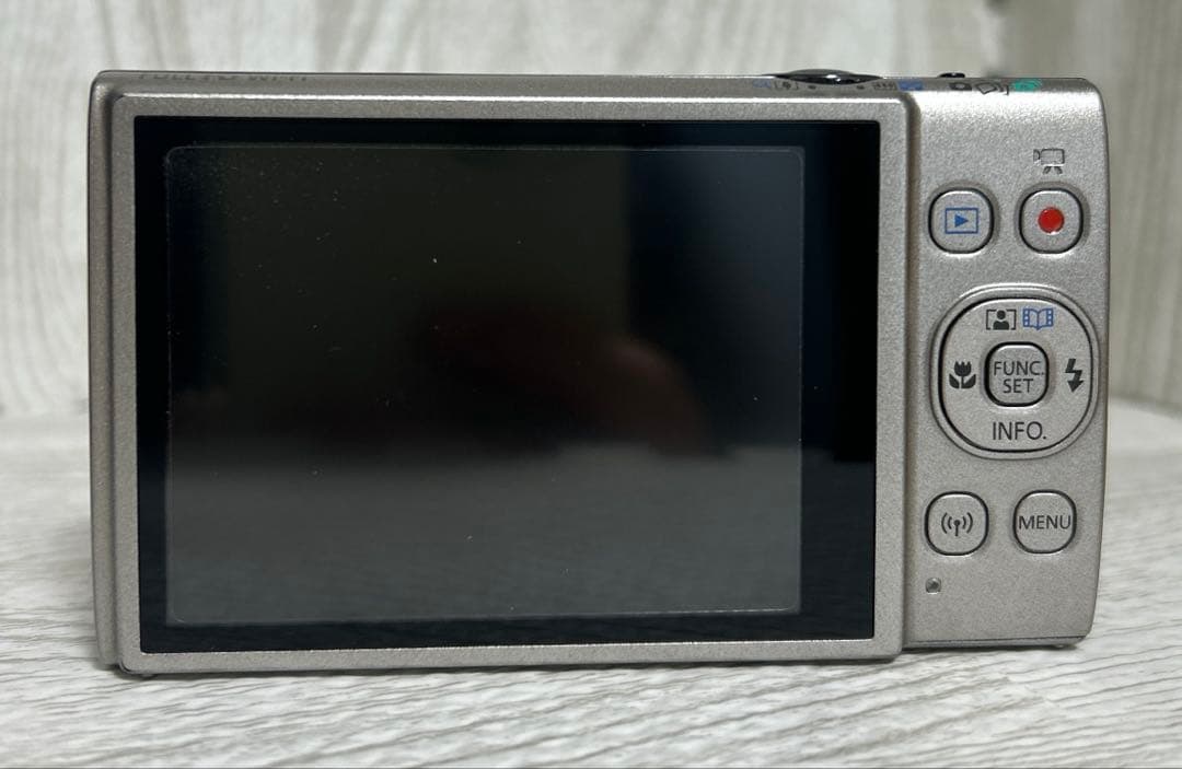 Canon IXY650 デジタルカメラ【中古品】