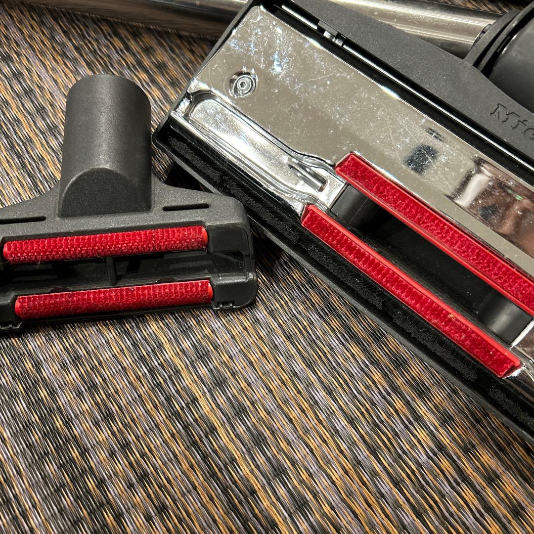 ミーレS４５６０赤色キャニスター掃除機 本体付属品などあり 引っ越しの為格安
