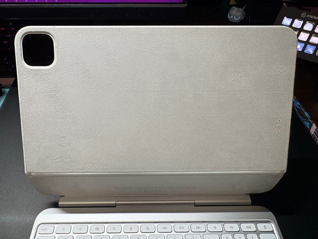 11インチiPad Pro用Magic Keyboard 値下げ可能