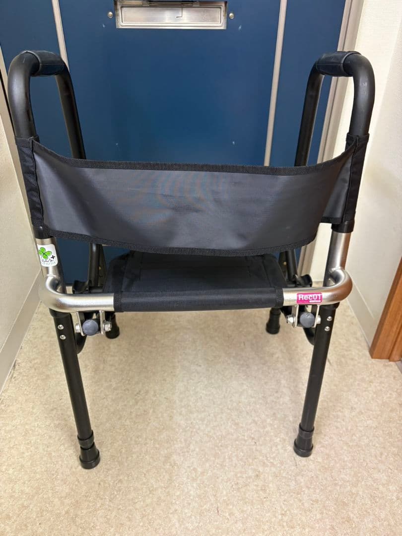 座面付固定型歩行器:Rec01