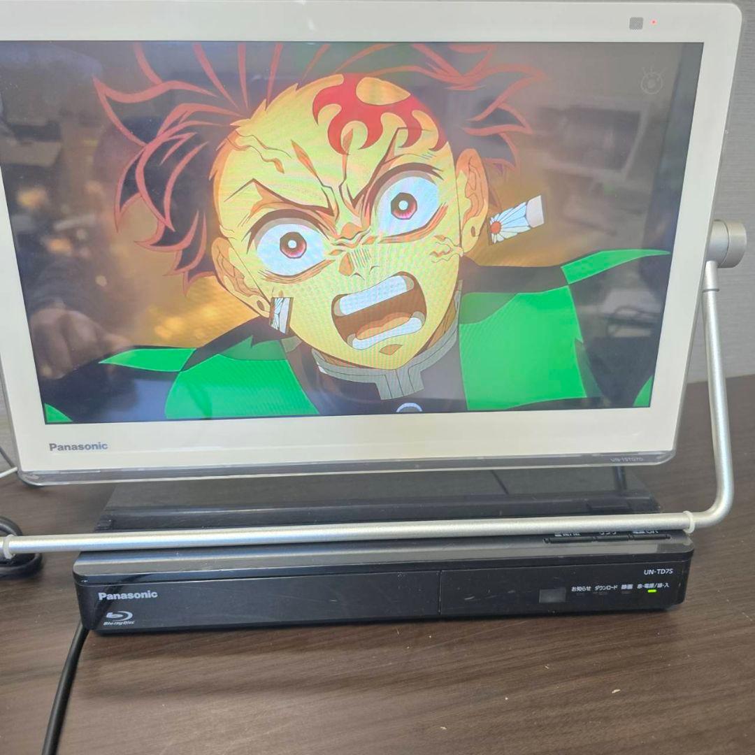 PanasonicVIERAポータブルテレビ、ブルーレイレコーダーオマケ付