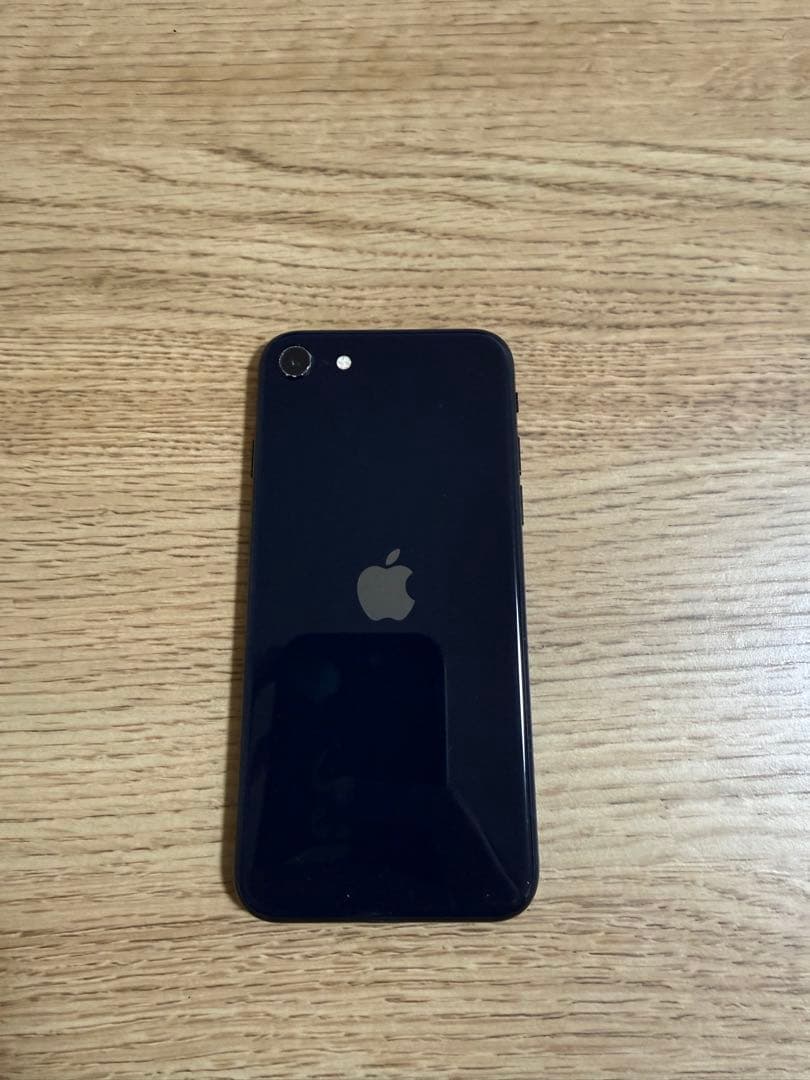 iPhone SE (第3世代) ミッドナイト 64GB SIMフリー