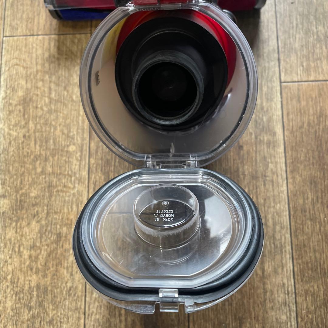 Dyson V8スティッククリーナー