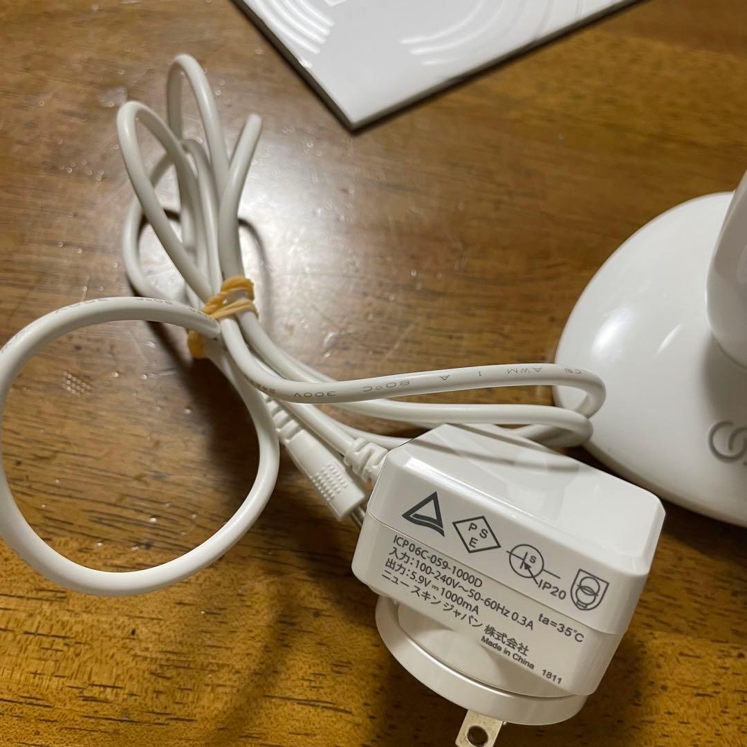 NU SKIN genLOC LumiSpa (ニュースキン ルミスパ)