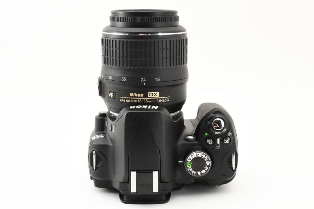 【極美品】Nikon ニコン D60　✨初心者オススメ✨持ち運び楽々✨すぐ使える